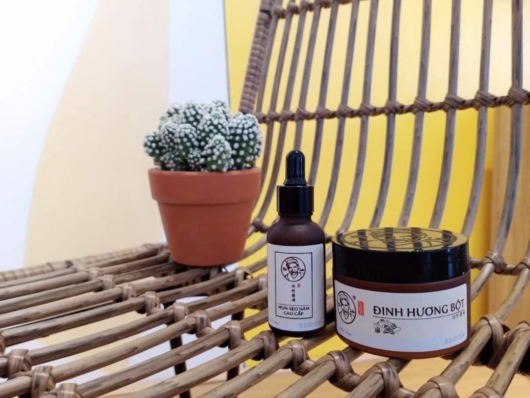Bột Đinh Hương Bà Lão 120g giúp Rửa Mặt & Trị Mụn hiệu quả