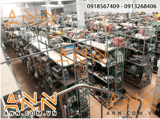 Hơn 80 ngàn mẫu hàng quần áo đang được để tại kho ANN cho khách hàng lựa chọn