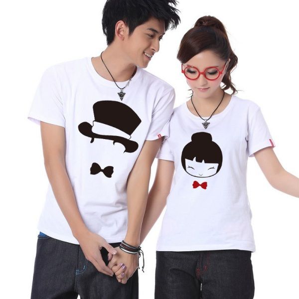 Việc đầu tiên khi lựa chọn áo thun cặp đôi chính là phải lựa vải áo sao cho cả hai đều cảm thấy thoải má