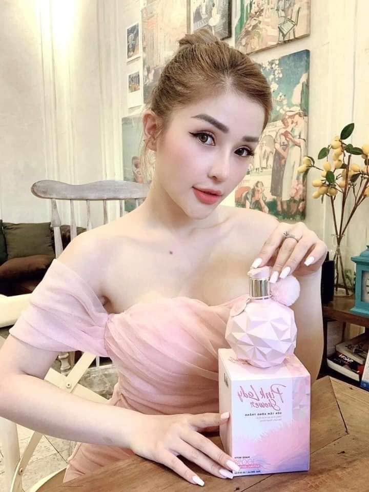 Hót hòn họt với em sữa tắm xông trắng PINKLADY này rồi mấy chế ơi