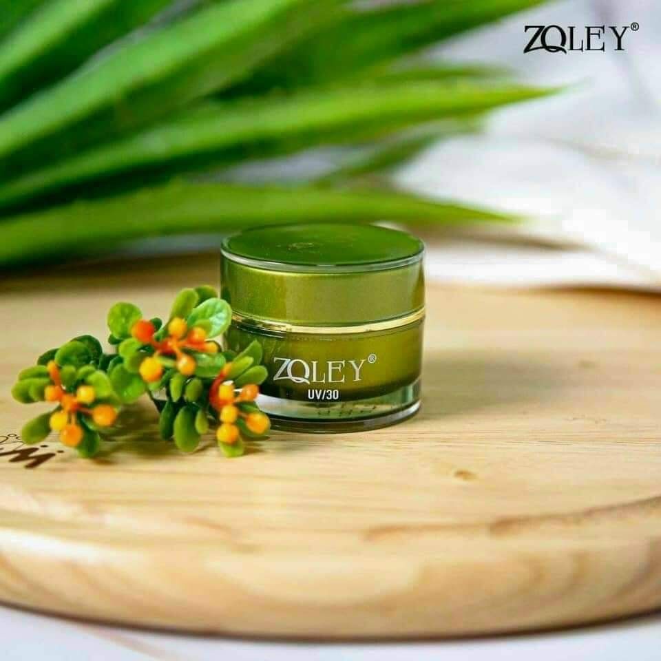 Kem face Zoley Màu Xanh đặc trị rất hiệu quả