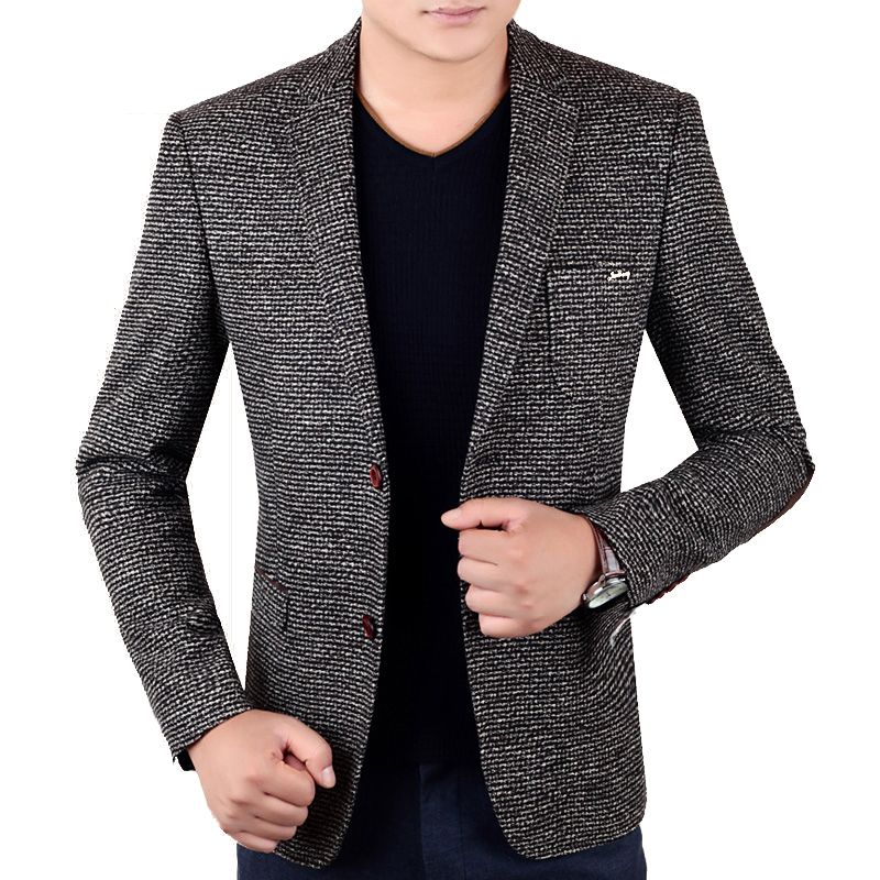 Chỉ với một chiếc áo khoác nam đẹp cá tính cũng có thể khiến các bạn nam trở nên tự tin và lịch lãm hơn rất nhiều