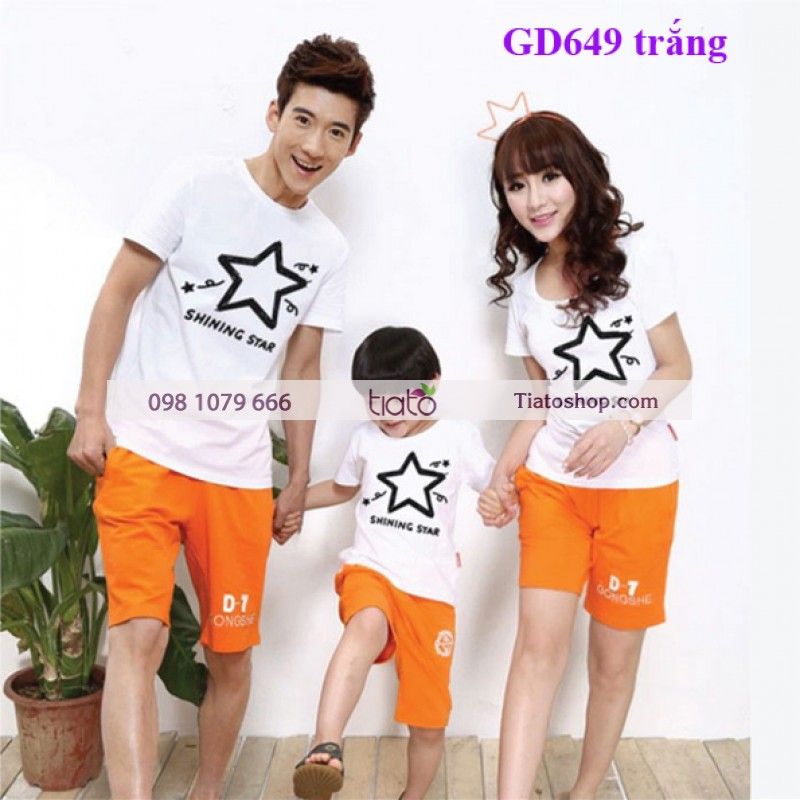 Hãy chọn những chiếc áo thun gia đình có màu sắc tươi sáng