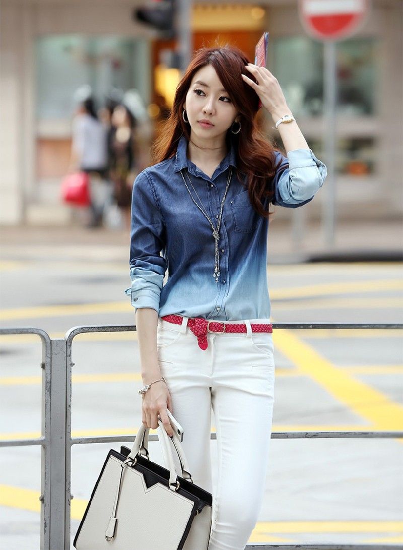 Áo sơ mi nữ với chất liệu denim cá tính