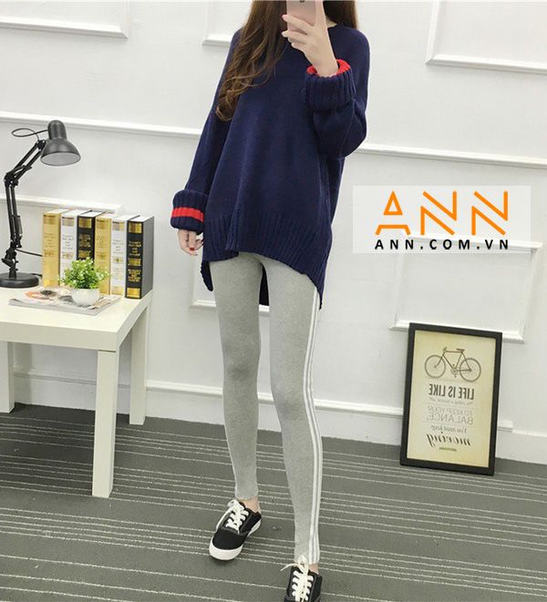 Phối quần legging với áo dáng dài.