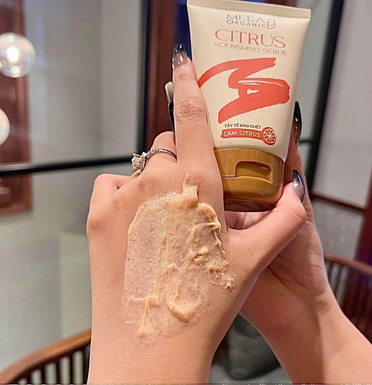 Tẩy Tế Bào Chết Face Cam Citrus Meea Organic Nouishing Scrub