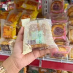 1 Cái Bánh Bông Lan BOWKNOT Vị Chà Bông Socola