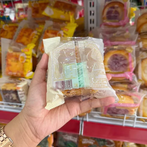 1 Cái Bánh Bông Lan BOWKNOT Vị Chà Bông Socola