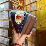 1 Cái Bánh Bông Lan Tam Giác Mayeef Vị Socola