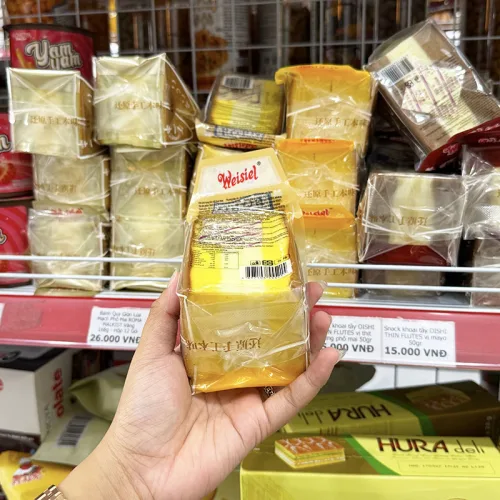 1 Cái Bánh Bông Lan Tam Giác Weisiel Vị Phô Mai