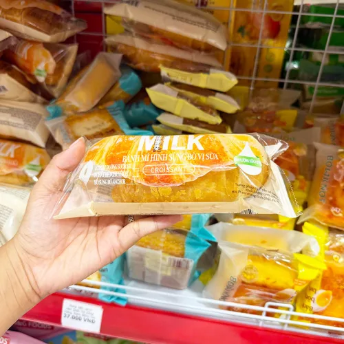 1 Cái Bánh Mì Sừng Bò WEICHUDAO Vị Sữa