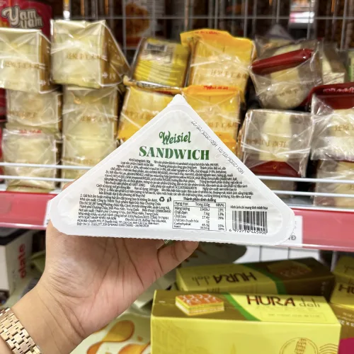 1 Cái Bánh Sandwich Weisiel Tam Giác Vị Bơ