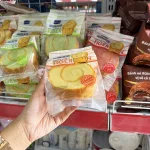 1 Thùng Bánh Bông Lan Cuộn Da Hổ ZHUOGUAN 4 Màu (Vàng, Hồng, Nâu, Xanh) - Thùng 18 Cái