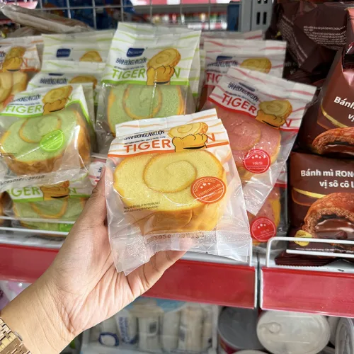 1 Thùng Bánh Bông Lan Cuộn Da Hổ ZHUOGUAN 4 Màu (Vàng, Hồng, Nâu, Xanh) - Thùng 18 Cái