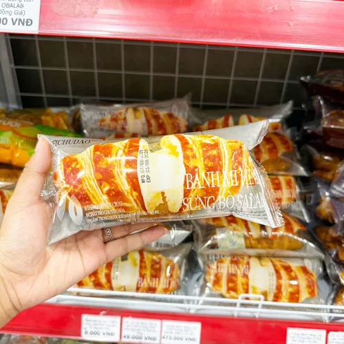 1 Thùng Bánh Mì Sừng Bò WEICHUDAO Salad - Thùng 26 Cái
