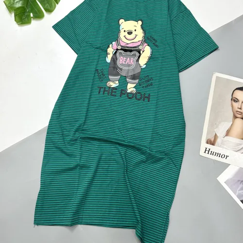 Đầm form suông tay ngắn cổ tròn in hình gấu The Pooh