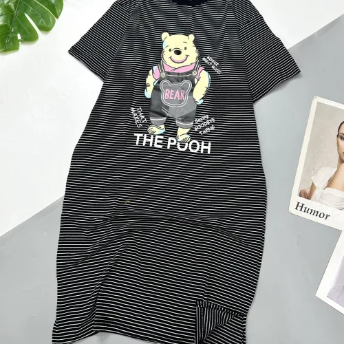 Đầm form suông tay ngắn cổ tròn in hình gấu The Pooh