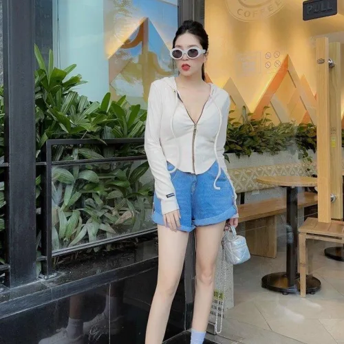 Áo khoác len nữ hot girl form ngắn QC