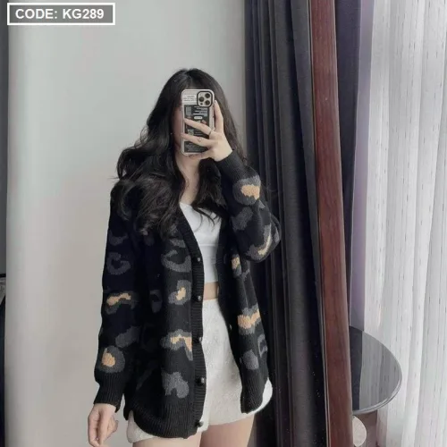Áo khoác len nữ nhiều màu họa tiết báo