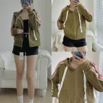 Áo khoác nữ có nón thun gân tay viền sọc màu
