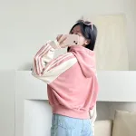 Áo khoác nữ lửng viền sọc phối dây màu cầu vòng bản to