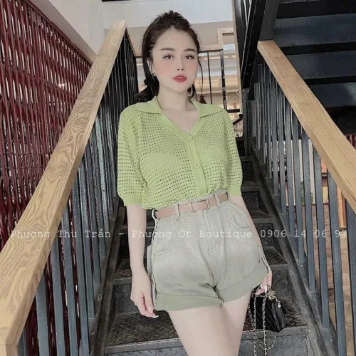 Áo len màu nữ cổ bẻ bo tay