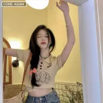 Áo Len sọc nữ cổ bẻ thêu hình chú chó QC