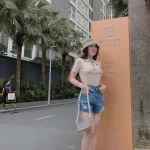 Áo Len sọc nữ cổ bẻ thêu hình chú chó QC