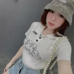 Áo Len sọc nữ cổ bẻ thêu hình chú chó QC