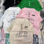 Áo Len sọc nữ cổ bẻ thêu hình chú chó QC