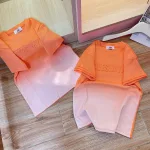 Áo thun nữ Baby Tee loang 2 màu chữ nổi ôm body từ 35kg - 55kg