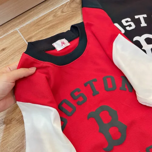 Áo thun nữ Baby Tee ôm body từ 35kg - 55kg in chữ B lớn