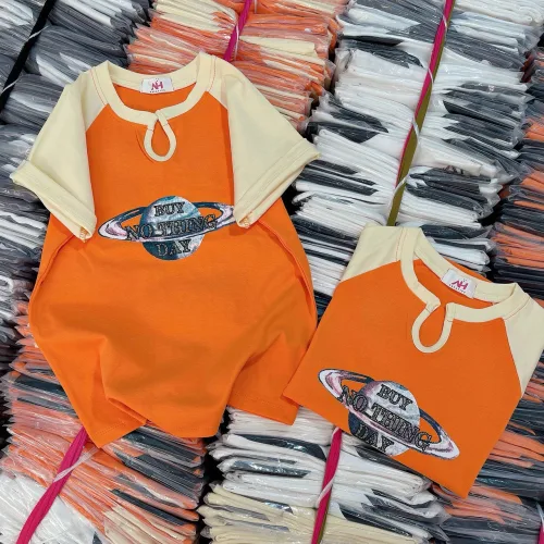 Áo thun nữ Baby Tee ôm body từ 35kg - 55kg In chữ BUY NO THING