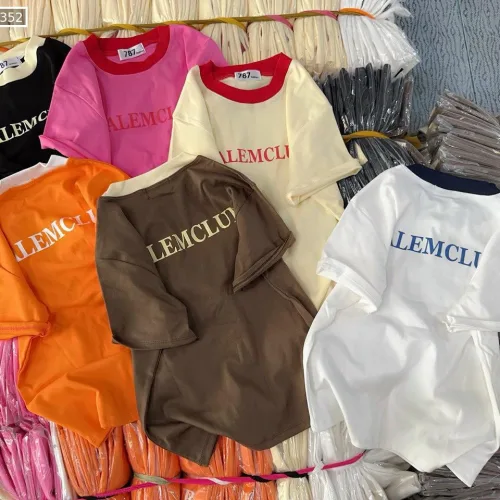 Áo thun nữ Baby Tee ôm body từ 35kg - 55kg in chữ CALEMCLUB