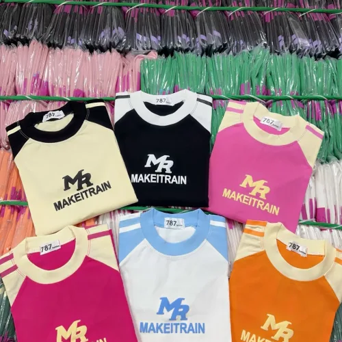 Áo thun nữ Baby Tee ôm body từ 35kg - 55kg in chữ MAKEITRAIN