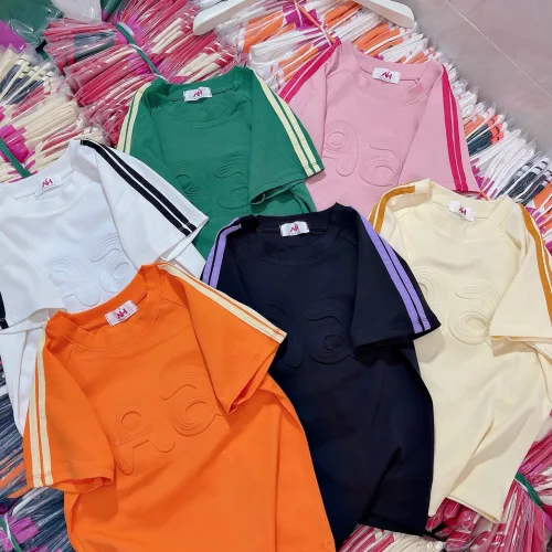 Áo thun nữ Baby Tee ôm body từ 35kg - 55kg In Chữ Nổi Aa