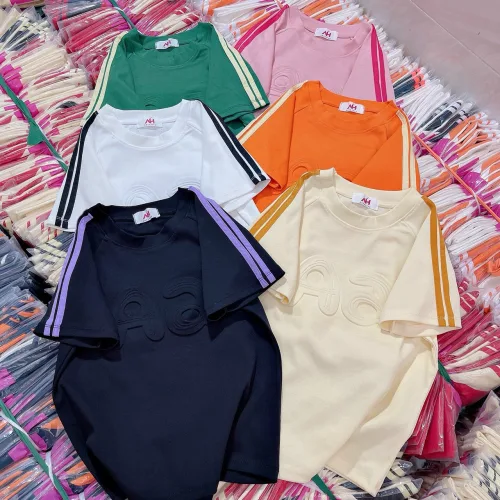 Áo thun nữ Baby Tee ôm body từ 35kg - 55kg In Chữ Nổi Aa