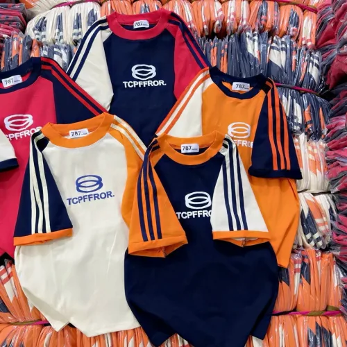 Áo thun nữ Baby Tee ôm body từ 35kg - 55kg in chữ TCPFFROR
