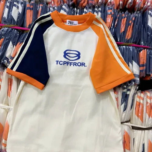 Áo thun nữ Baby Tee ôm body từ 35kg - 55kg in chữ TCPFFROR