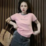 Áo thun nữ Baby Tee ôm body từ 35kg - 55kg in chữ THE FAMOUS