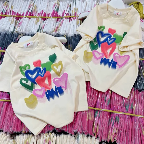 Áo thun nữ Baby Tee ôm body từ 35kg - 55kg In hình trái tim màu