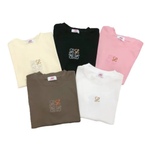 Áo thun nữ Baby Tee ôm body từ 35kg - 55kg thuê logo