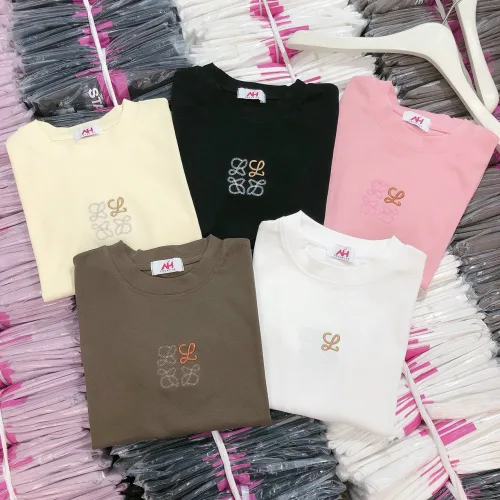 Áo thun nữ Baby Tee ôm body từ 35kg - 55kg thuê logo