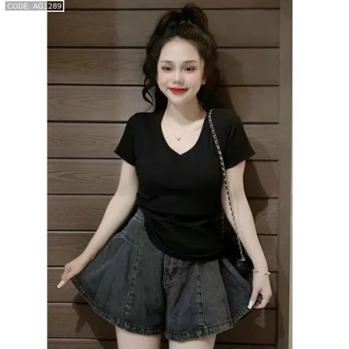 Áo thun nữ cổ tim trơn Baby Tee ôm body từ 35kg - 55kg