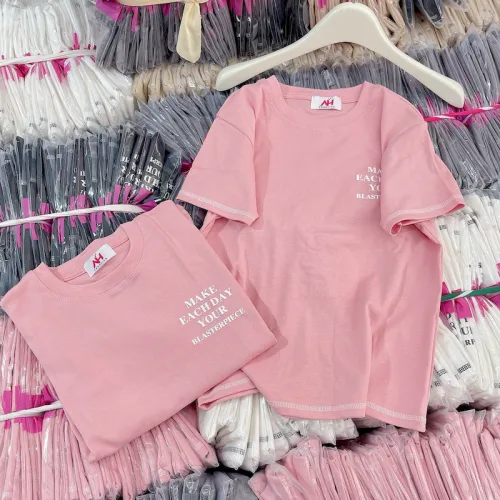 Áo Thun Nữ Cổ Tròn Baby Tee In Chữ Bên Ngực Mạc AH787
