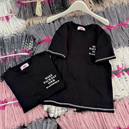 Áo Thun Nữ Cổ Tròn Baby Tee In Chữ Bên Ngực Mạc AH787