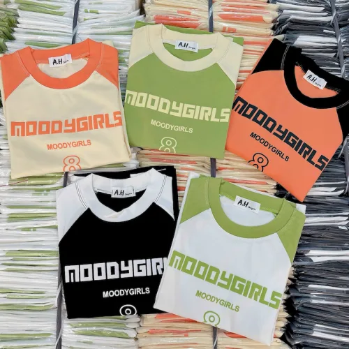 Áo Thun Nữ Cổ Tròn Baby Tee In Chữ MoodyGirl Mạc AH787