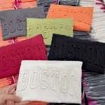 Áo Thun Nữ Cổ Tròn Baby Tee In Dập Nổi Chữ BOSTON Mạc AH787
