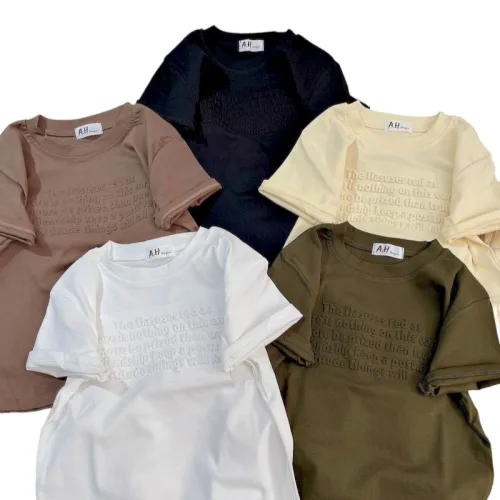 Áo Thun Nữ Cổ Tròn Baby Tee In Dập Nổi Chữ Nhuyễn Mạc AH787