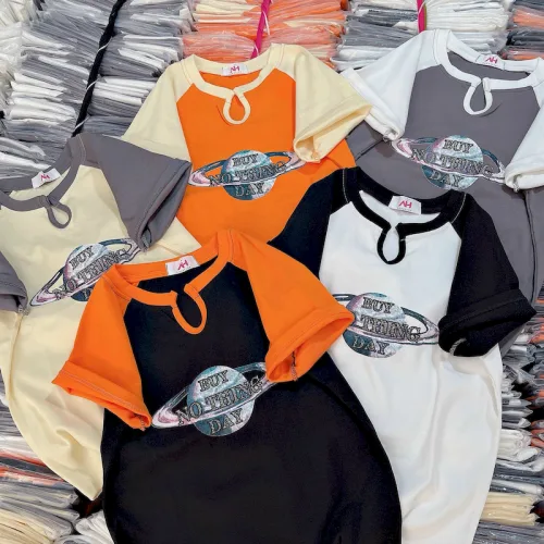 Áo Thun Nữ Cổ Tròn Baby Tee In Hình Cổ Khoét Giọt Nước Mạc AH787